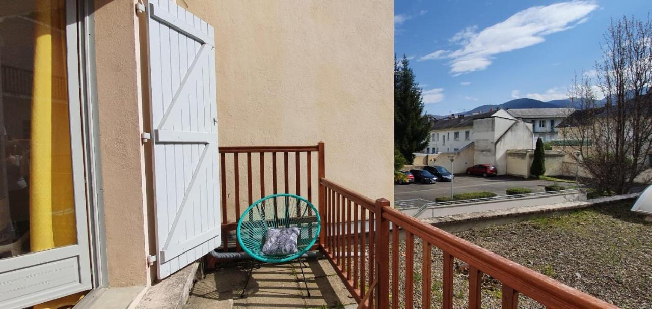 Studio Lumineux Au Centre Ville Bagnères-de-Bigorre Екстериор снимка